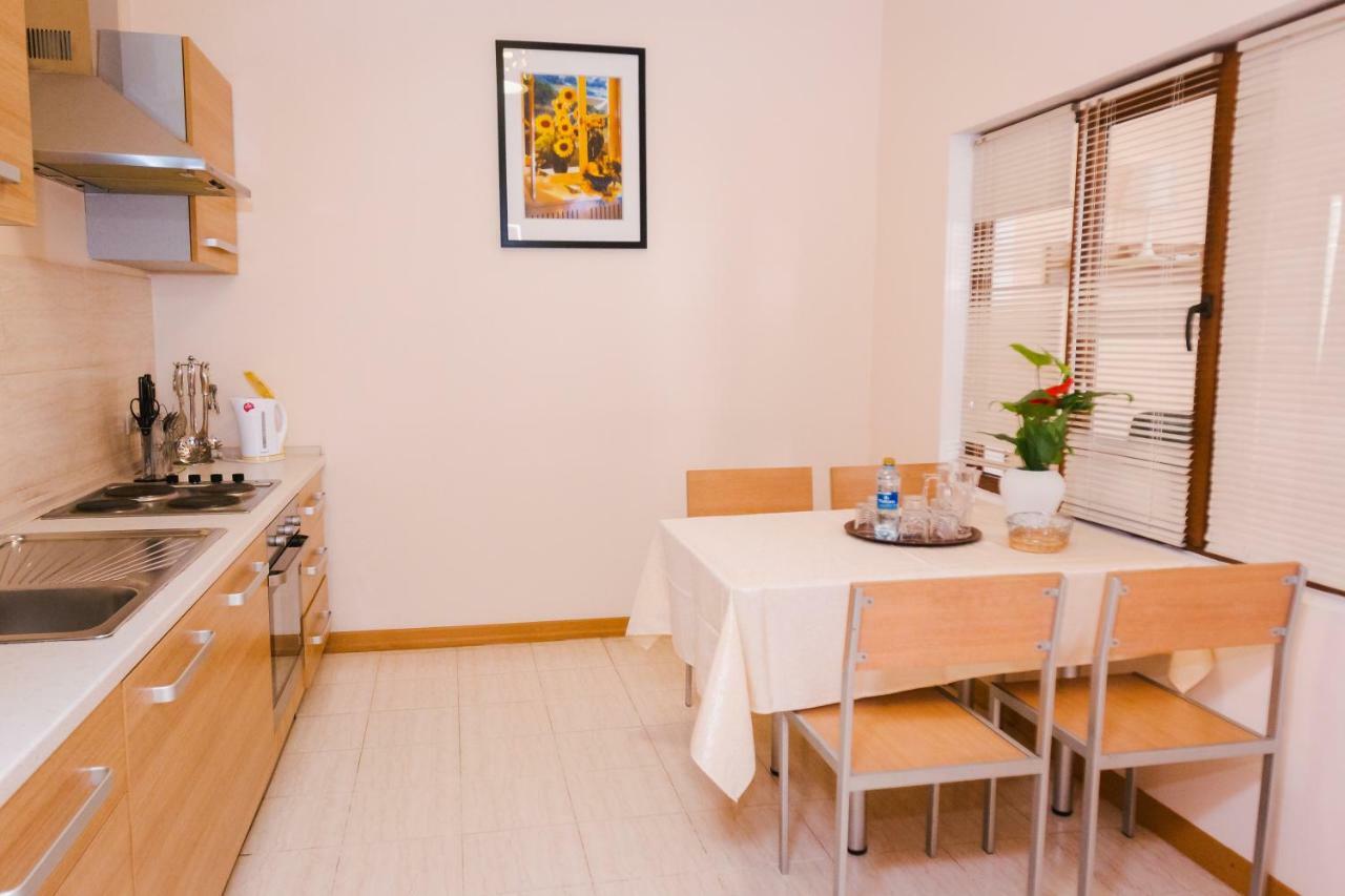 Atb Grand Hotel Atirau Kültér fotó